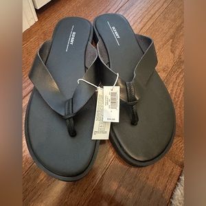Old Navy Flip Flop / Sandals NWT